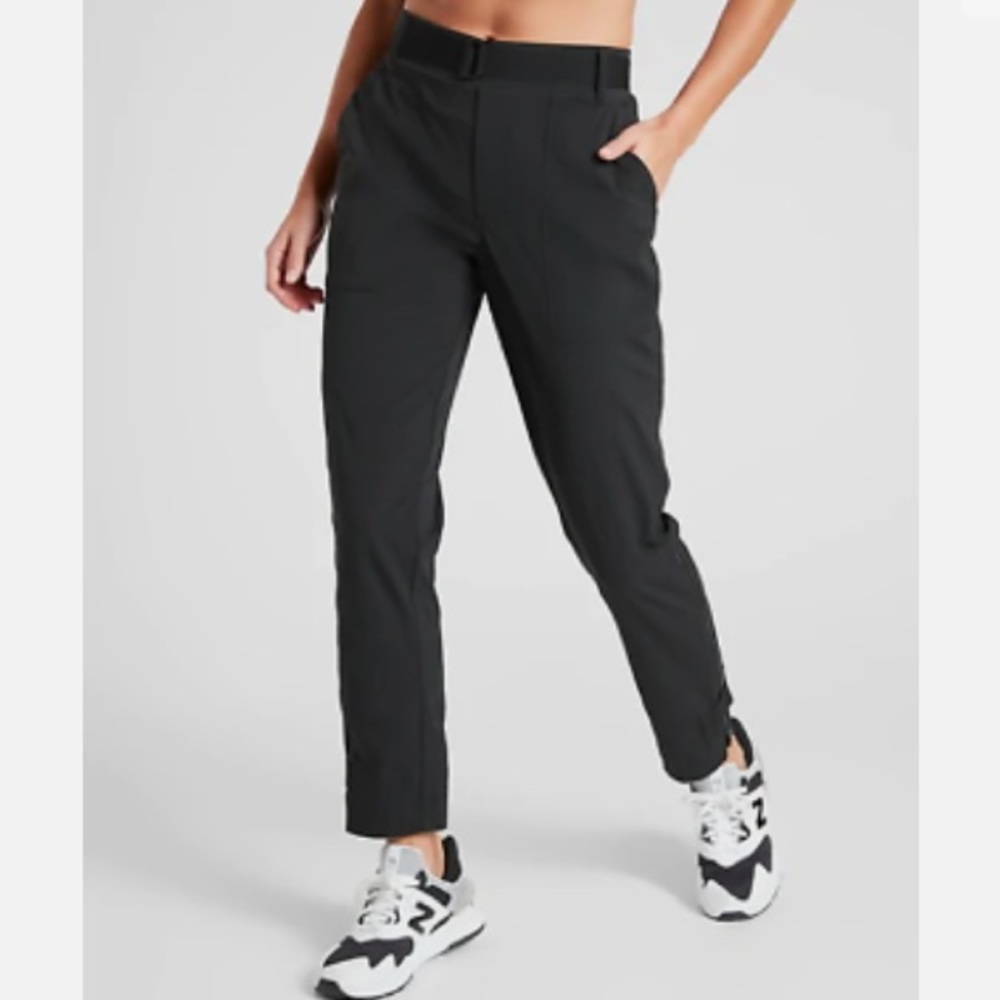 Athleta Trekkie Belted Pant